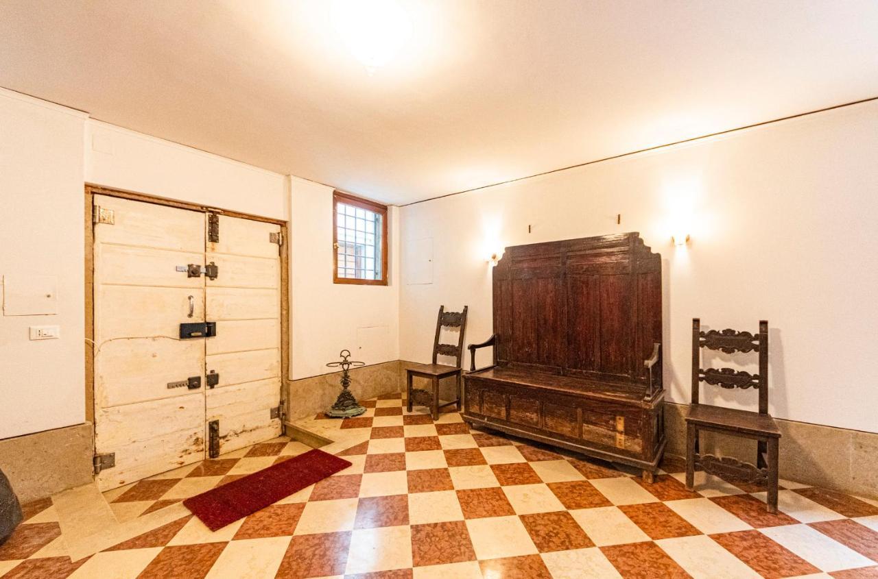 Апартаменты Casa Vescovo, Free Wi-Fi Near San Marco Square Венеция Экстерьер фото